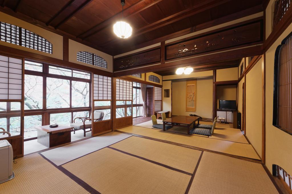 Fukuzumiro Hakone