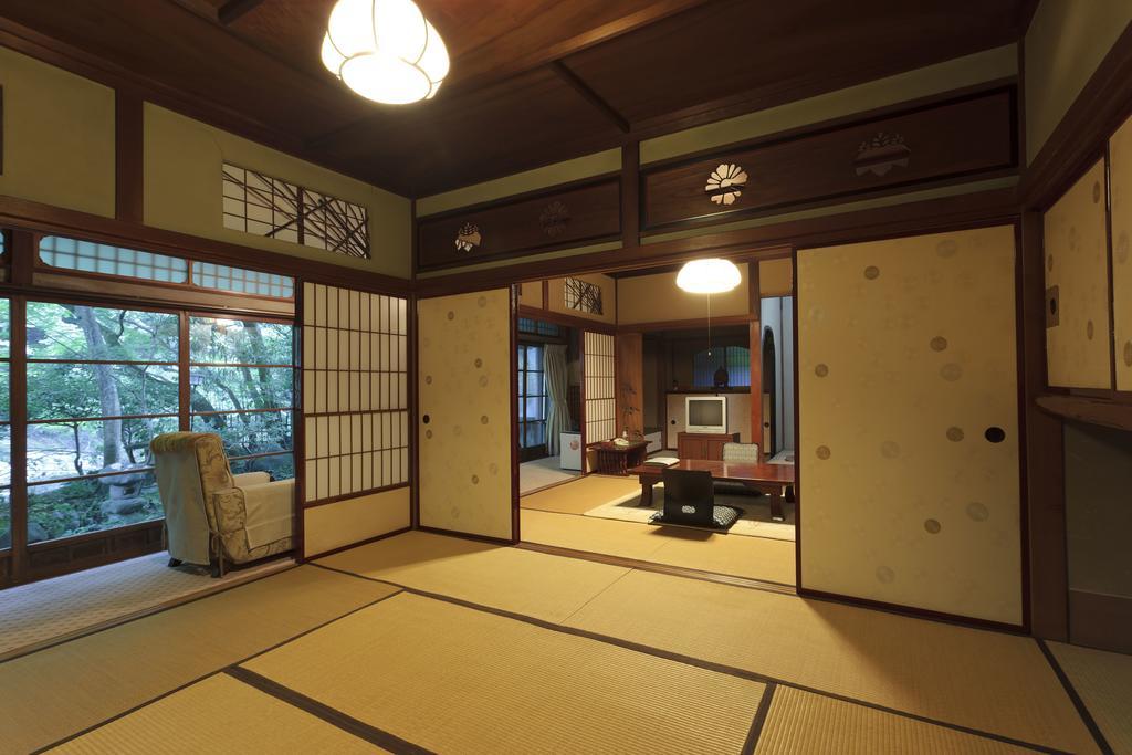 Fukuzumiro Hakone